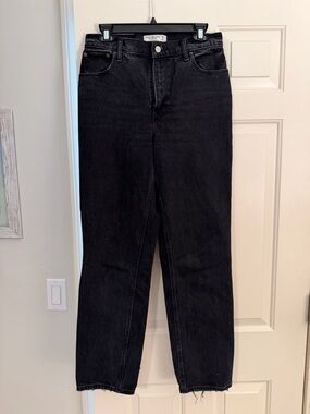 Abercrombie & Fitch High-Rise Black Straight Jeans